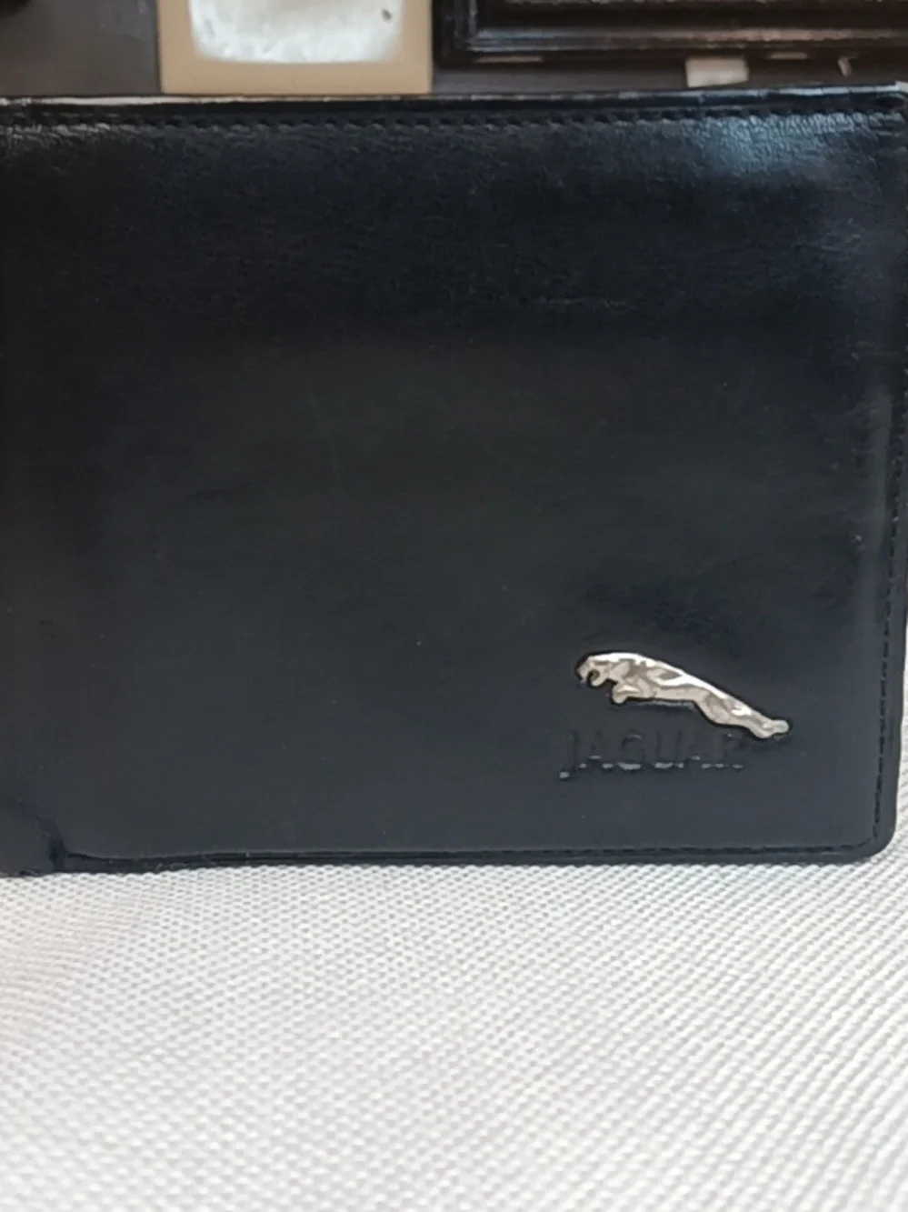 Vintage Rare Jaguar Black Leather bifold wallet